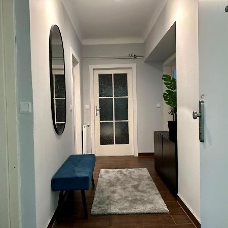 Balcony Apartment, 1 Min To U1 Reumannplatz Vienne Extérieur photo
