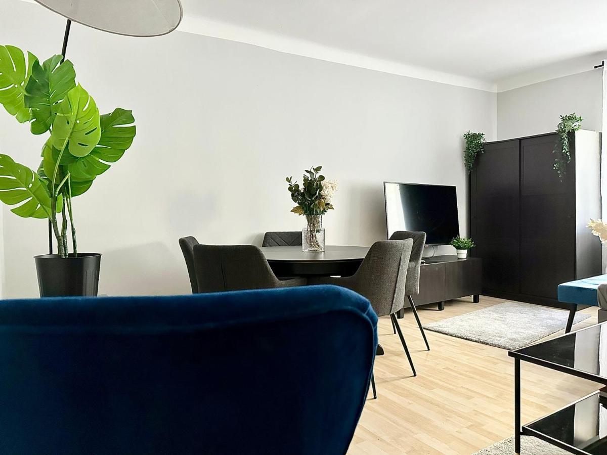 Balcony Apartment, 1 Min To U1 Reumannplatz Vienne Extérieur photo